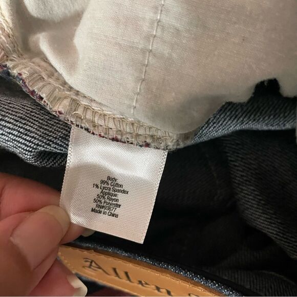 Allen B. by Allen Schwartz Red & Dark Blue Denim Cut Off Shorts Size 4 EUC - Picture 13 of 14